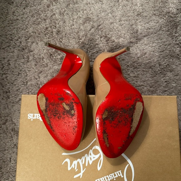 Nude Christian Louboutin FIFI 120 Round-toe Pumps - Picture 4 of 8